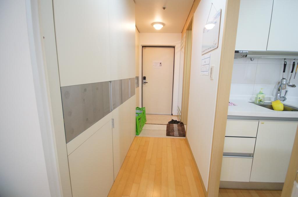 Enjoy Budget Apartment In Gangnam 2 Сеул Екстер'єр фото